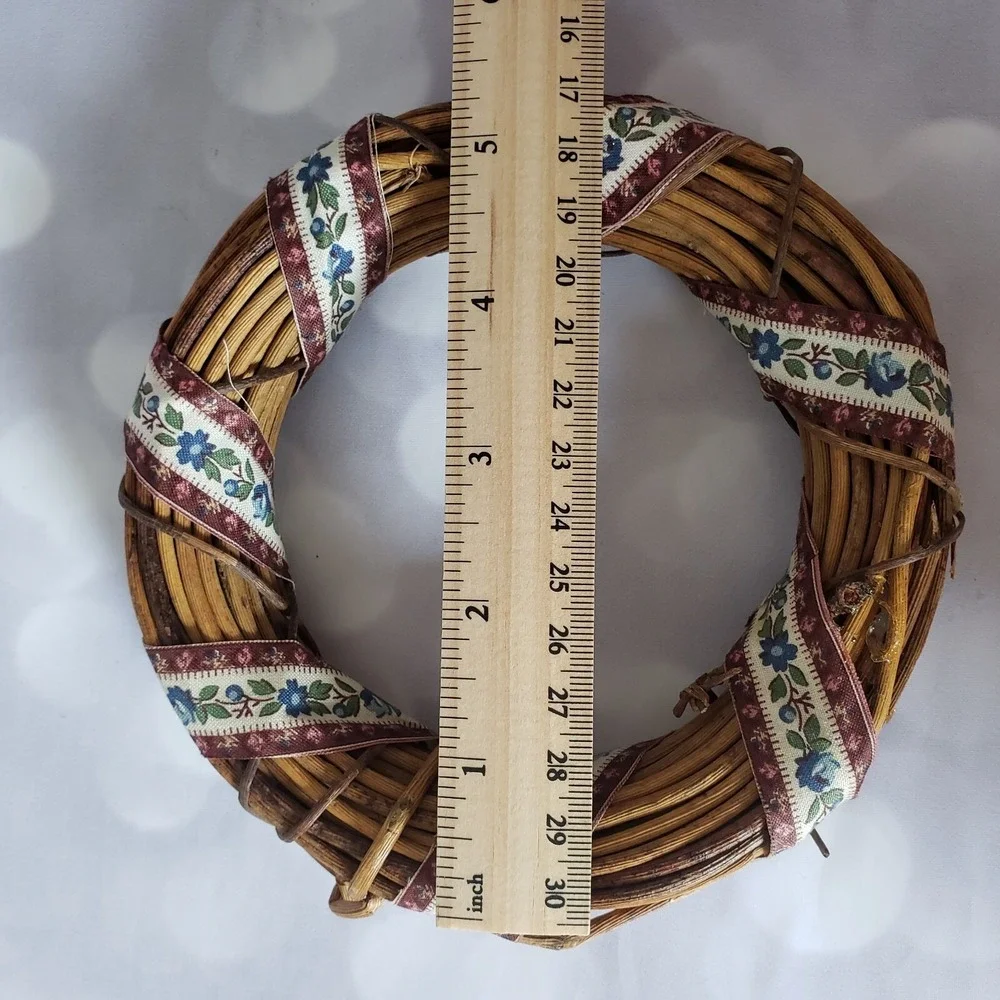 Vintage Round Small Grapevine Wreath 5 
